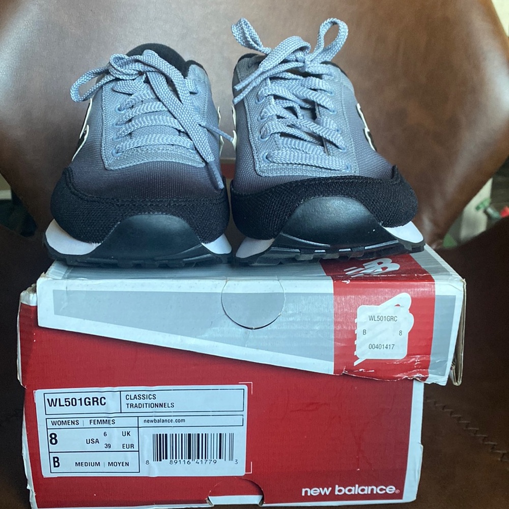 New balance women shoes size 8 black with grey ombré. Brand new with box.